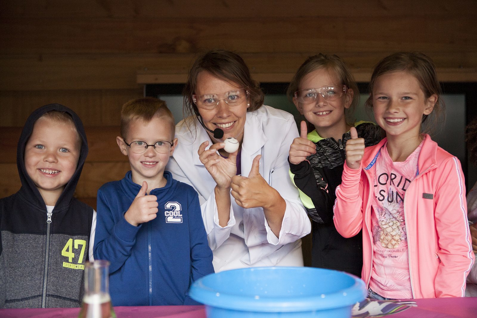 Leuke animatie activiteiten voor jong en oud op Recreatiepark De Boshoek Leuke animatie activiteiten voor jong en oud op Recreatiepark De Boshoek