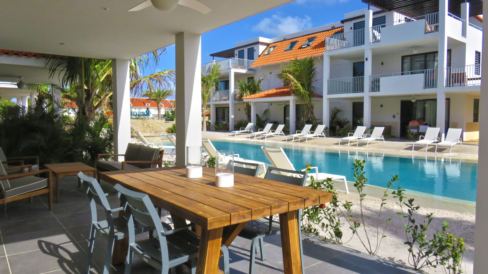 yacht club apartments bonaire