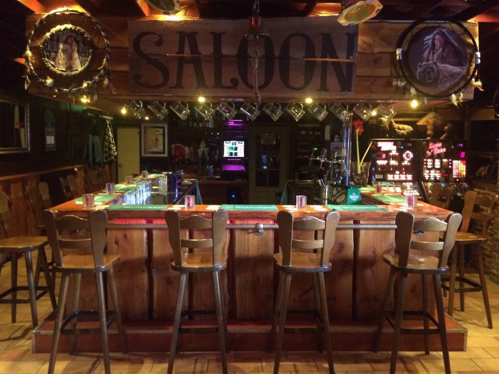 Cafe De Saloon