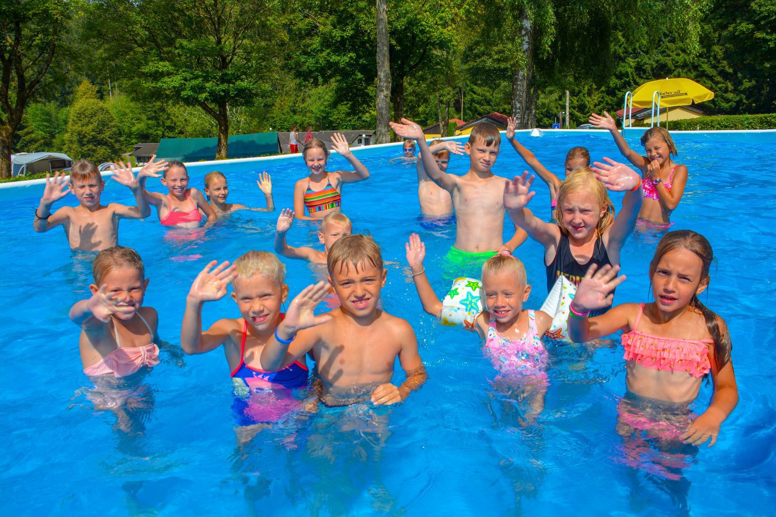 Zwembad op het park Walsdorf