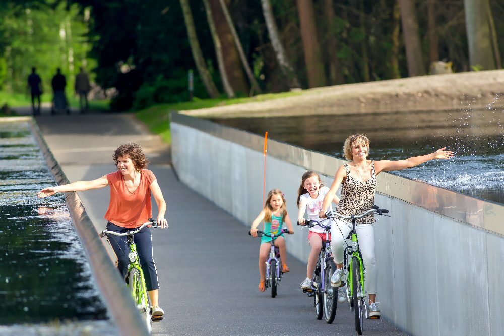 Fietsen door het water Limburg