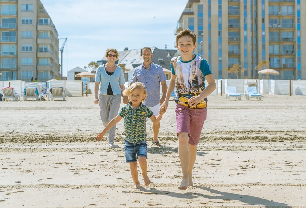 Kinderen op strand Blankenberge