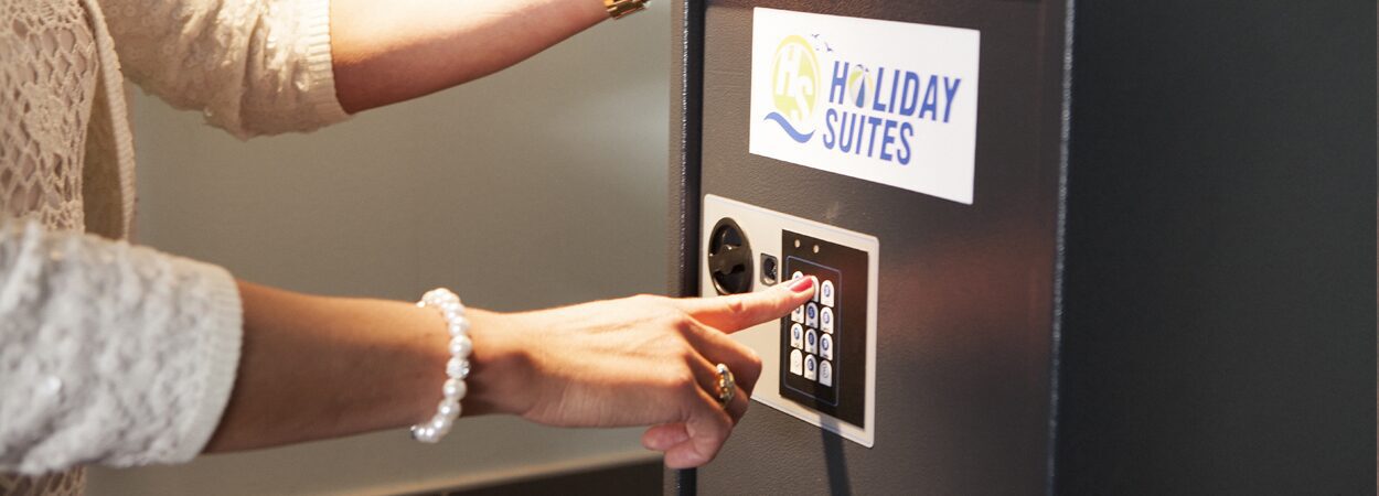Holiday Suites code