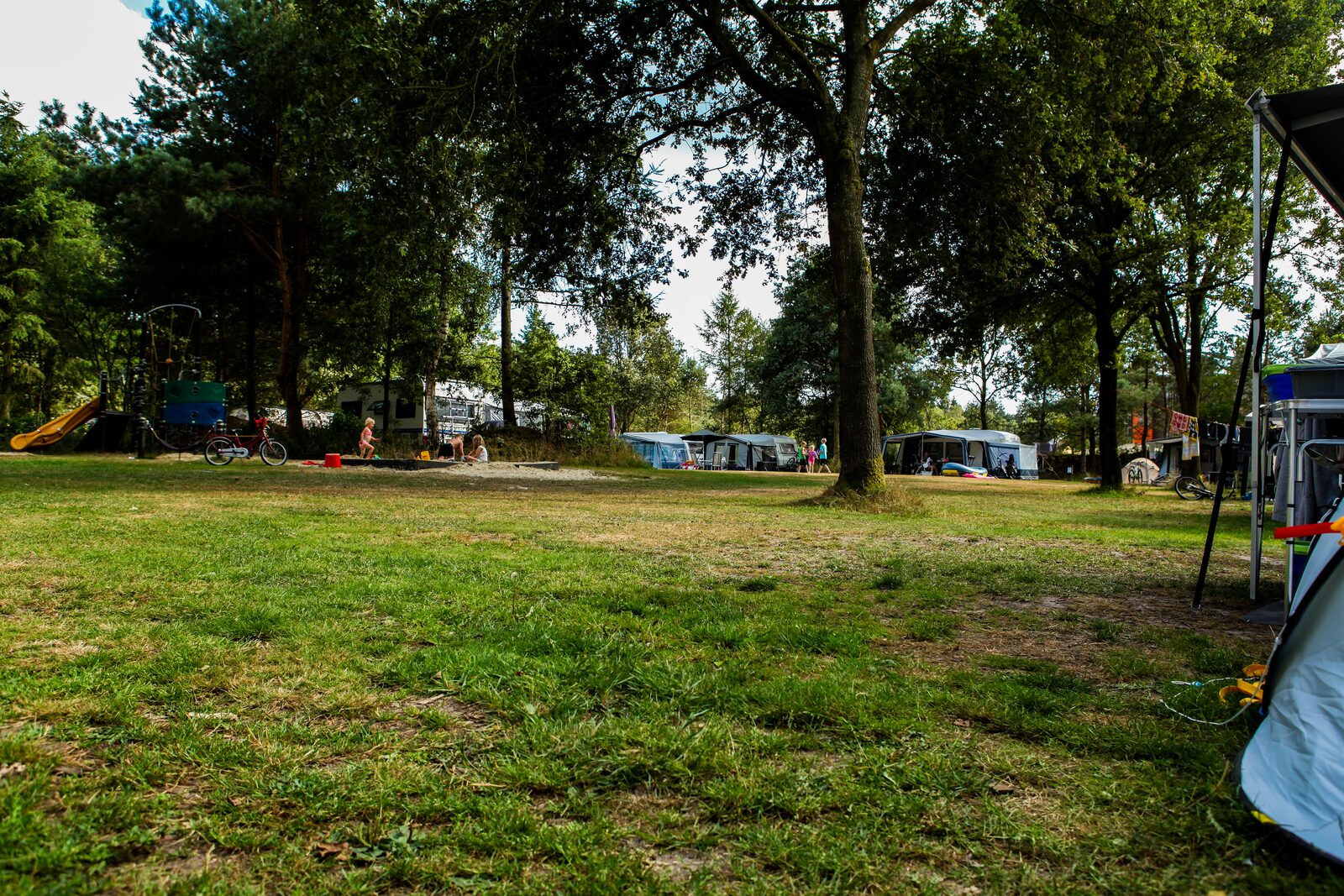 rumte vanaf 452 met speeltuintje
