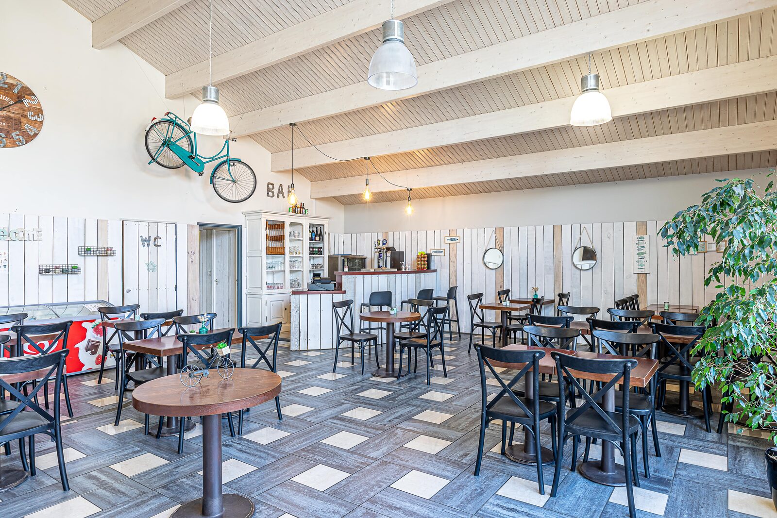 Notre bar/snack 'Le P'tit Rotterdam'