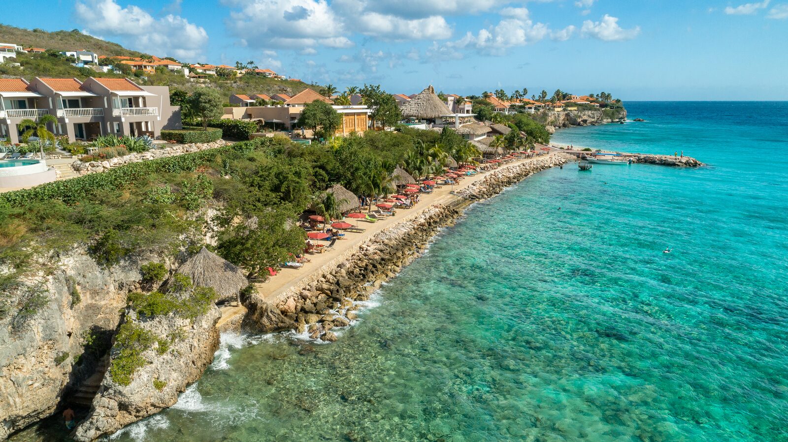 Resort Coral Estate